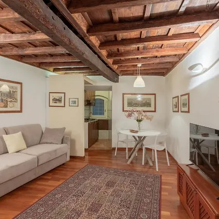 Iflat Comfy Apartament In Campo De' Fiori Rome Exterior photo