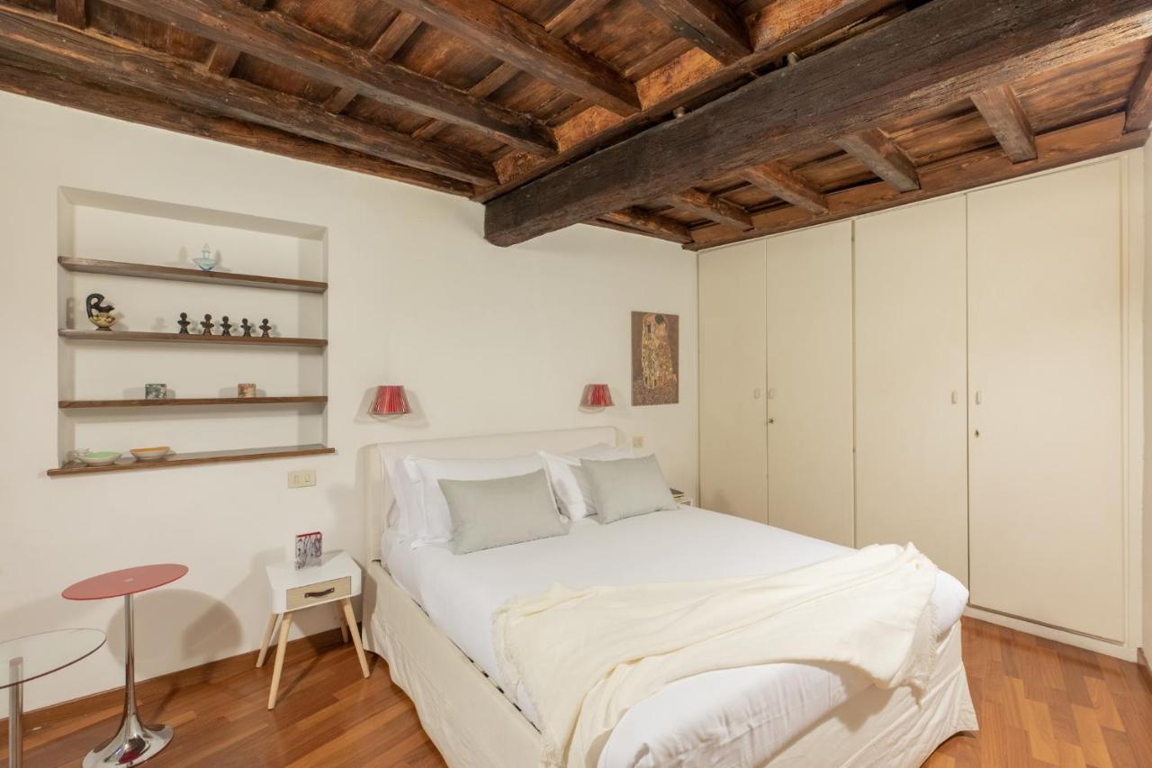 Apartment Iflat Comfy In Campo De' Fiori Rome
